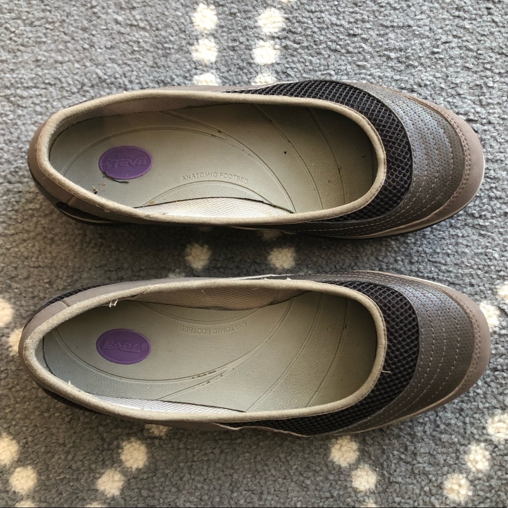 (Teva) Slip-on Outdoor Shoes - Women’s SIZE 9